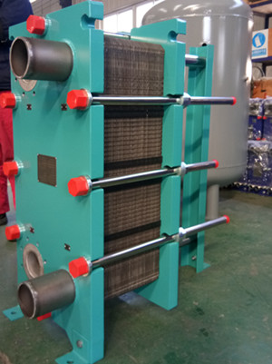 發往西班牙半焊式板式換熱器