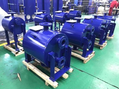 大型生產廠家詳解板殼式換熱器的特點和應用場景