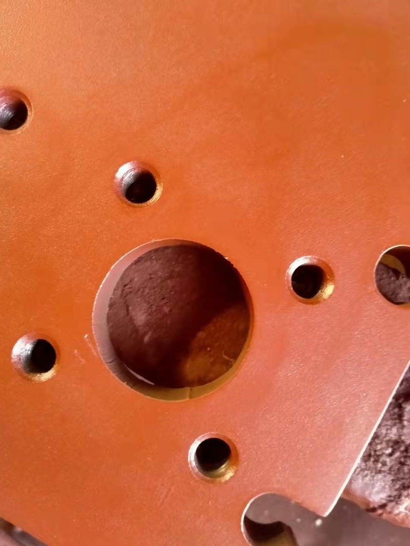 工業用板式換熱器夾緊板的噴漆工藝