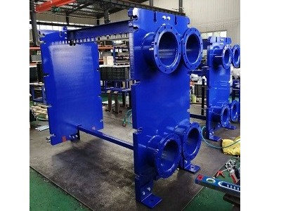 青島瑞普特板式換熱器組裝現場